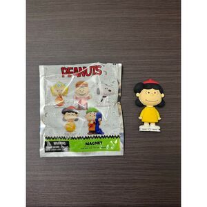 Peanuts Snoopy Winter Blind Bag Figural Magnet - Lucy Van Pelt